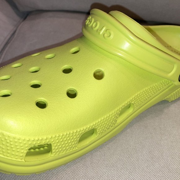 Crocs Classic Clogs Citrus Yellow 10001-738 Mens Sz 17 main image 5